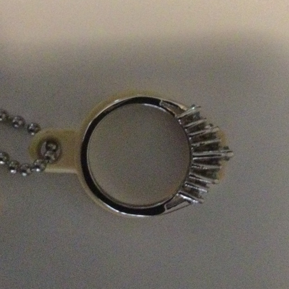 Avon ring - Picture 3 of 4